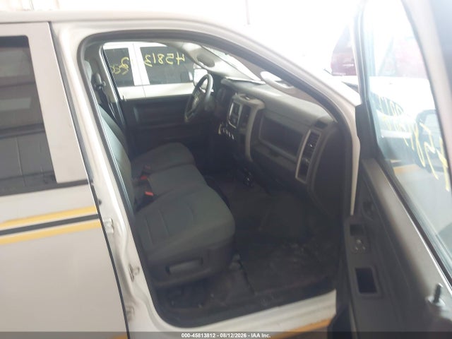 45813812 :رقم المزاد ، 1C6RR7KG3KS746134 vin ، 2019 Ram 1500 Classic Tradesman  4x4 5'7 Box مزاد بيع