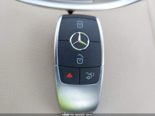 2020 Mercedes-benz Glc 300 მანქანა იყიდება აუქციონზე, vin: W1N0G8DB6LF858105, აუქციონის ნომერი: 45813820