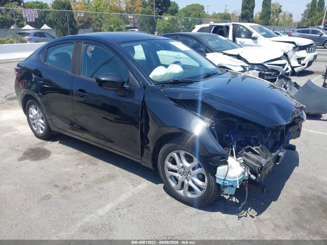 Toyota YARIS IA 2018 3MYDLBYV4JY308625 головне зображення