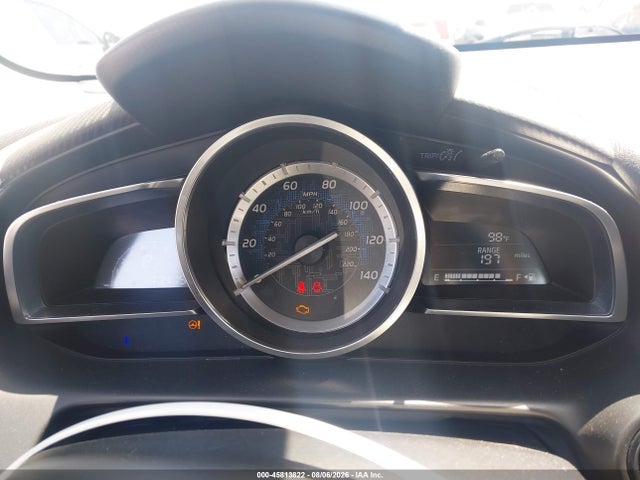 3MYDLBYV4JY308625 Toyota YARIS IA