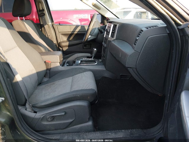 2008 Jeep Grand Cherokee Laredo მანქანა იყიდება აუქციონზე, vin: 1J8GR48K18C164541, აუქციონის ნომერი: 45813826