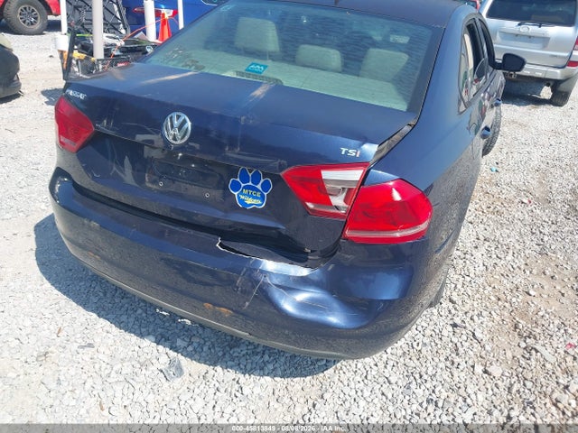 1VWAS7A36EC119867 Volkswagen Passat 1.8t Wolfsburg Edition