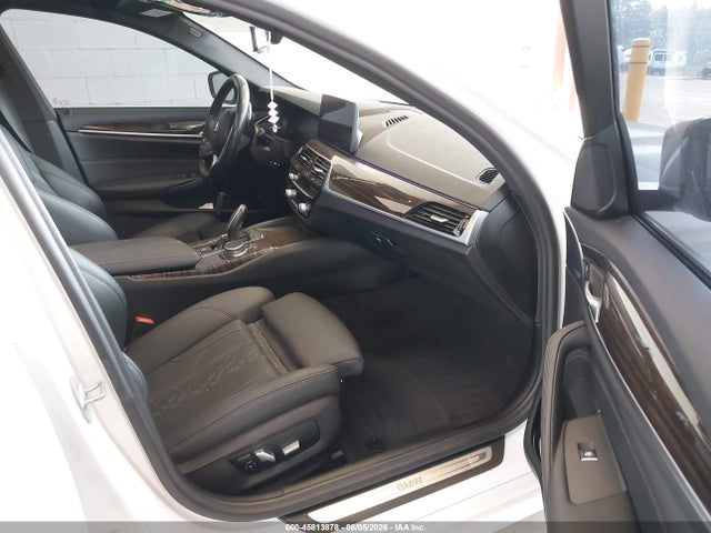 WBA53BH0XMWW97335 BMW 530I