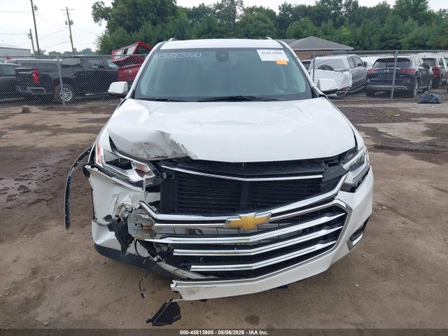 45813900 :رقم المزاد ، 1GNEVKKWXJJ122727 vin ، 2018 Chevrolet Traverse High Country مزاد بيع