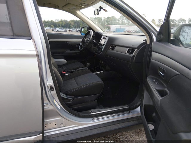 2017 Mitsubishi Outlander Es მანქანა იყიდება აუქციონზე, vin: JA4AD2A39HZ061569, აუქციონის ნომერი: 45813901