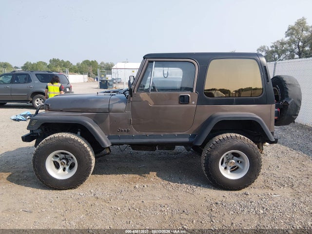 Продаж на аукціоні авто 1978 Jeep Cj-7, vin: J8F93EA085127, номер лоту: 45813921
