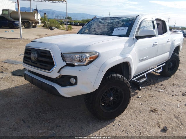 3TMAZ5CN3JM056415 Toyota Tacoma Sr5 V6