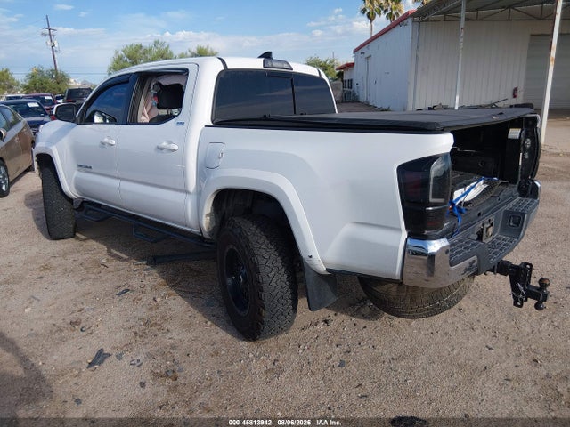 3TMAZ5CN3JM056415 Toyota Tacoma Sr5 V6
