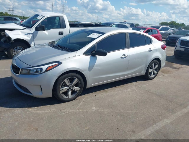 2018 Kia Forte Lx მანქანა იყიდება აუქციონზე, vin: 3KPFL4A78JE200993, აუქციონის ნომერი: 45813945
