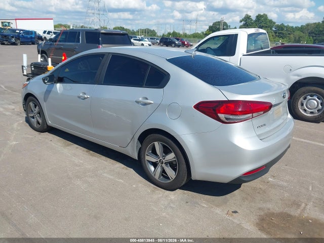 2018 Kia Forte Lx მანქანა იყიდება აუქციონზე, vin: 3KPFL4A78JE200993, აუქციონის ნომერი: 45813945
