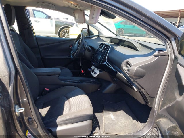 Toyota Prius Two 2018 JTDKBRFU6J3061659 Image 5