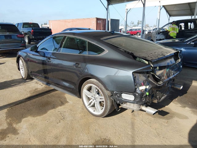 Audi A5 2.0t Premium 2018 WAUENCF55JA044032 Image 3