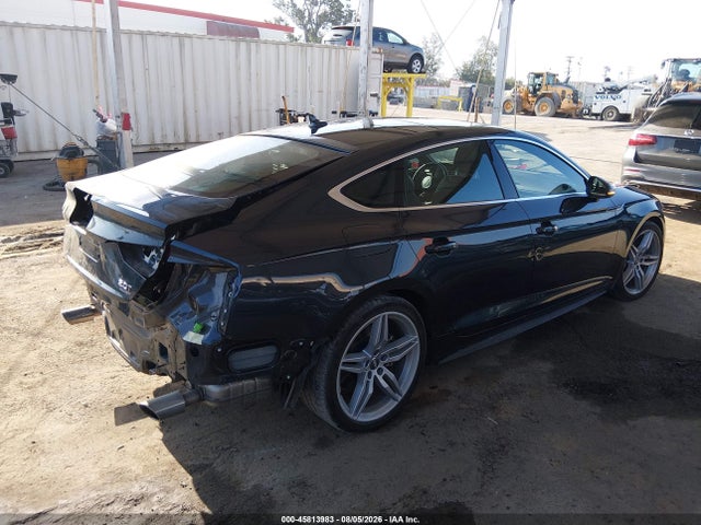 Audi A5 2.0t Premium 2018 WAUENCF55JA044032 Image 4
