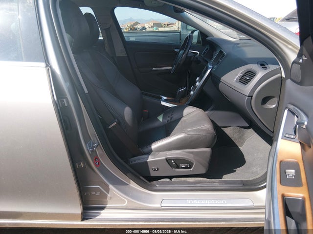 Aukcja sprzedaży 2016 Volvo S60 Inscription T5 Drive-e Premier, vin: LYV402FK9GB098383, numer aukcji: 45814006