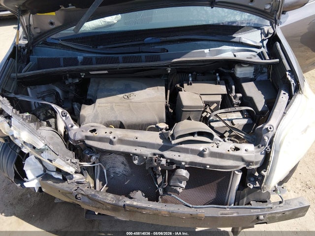 5TDKK3DC8ES471178 Toyota Sienna Le V6 8 Passenger