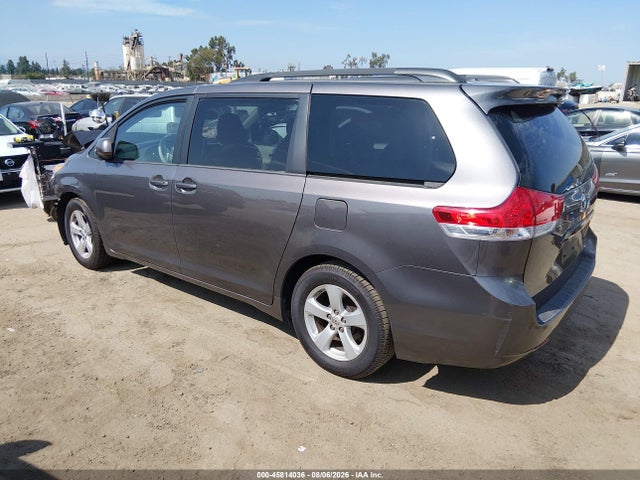 5TDKK3DC8ES471178 Toyota Sienna Le V6 8 Passenger