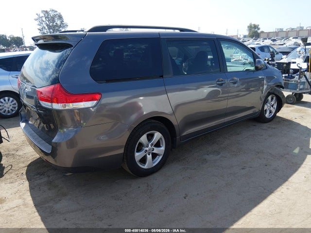 5TDKK3DC8ES471178 Toyota Sienna Le V6 8 Passenger