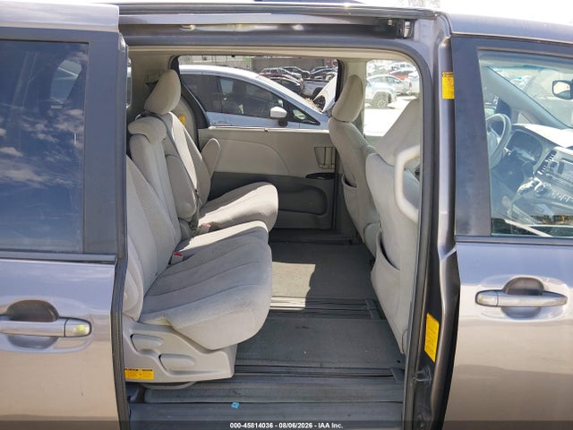 5TDKK3DC8ES471178 Toyota Sienna Le V6 8 Passenger