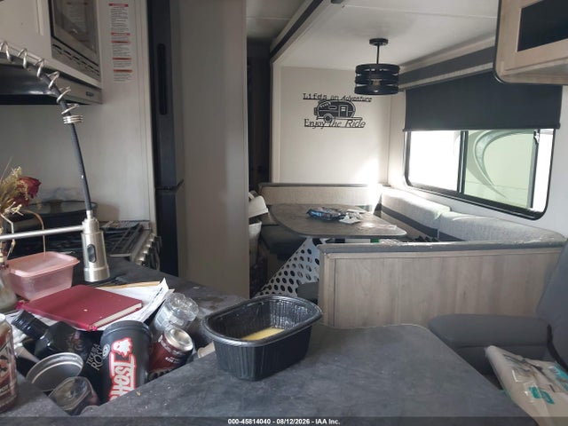 45814040 :رقم المزاد ، 4X4TPUH29RP102241 vin ، 2024 Palomino Other مزاد بيع