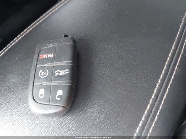 Продаж на аукціоні авто 2015 Chrysler 200 C, vin: 1C3CCCCG0FN520245, номер лоту: 45814046