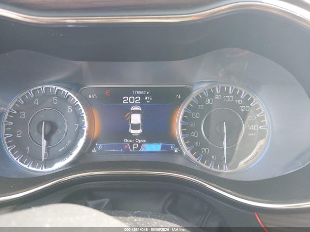 Продаж на аукціоні авто 2015 Chrysler 200 C, vin: 1C3CCCCG0FN520245, номер лоту: 45814046