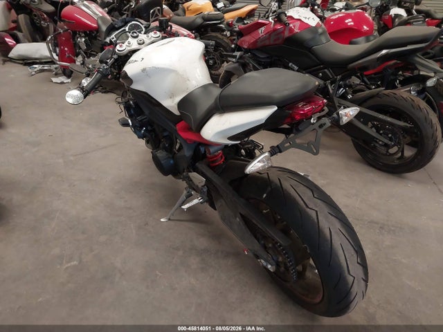 Продажа на аукционе авто 2014 Triumph Motorcycle Street Triple R, vin: SMTL03NEXET625399, номер лота: 45814051