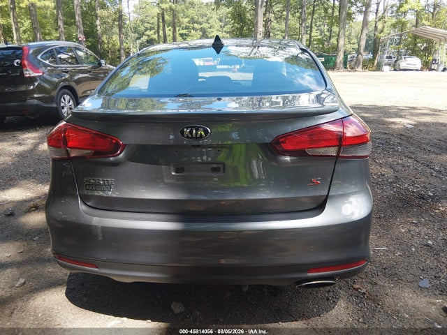 2018 Kia Forte S მანქანა იყიდება აუქციონზე, vin: 3KPFL4A7XJE220596, აუქციონის ნომერი: 45814056