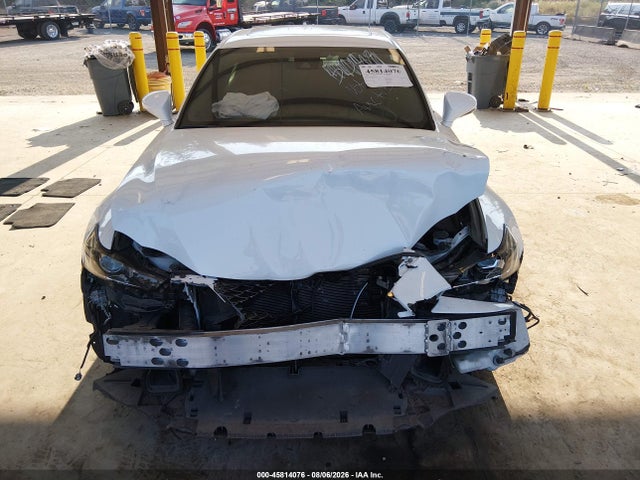 Продажа на аукционе авто 2019 Lexus Is 350, vin: JTHBZ1D22K5035059, номер лота: 45814076