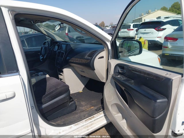45814092 :رقم المزاد ، 2D4RN5DGXBR660801 vin ، 2011 Dodge Grand Caravan Crew مزاد بيع