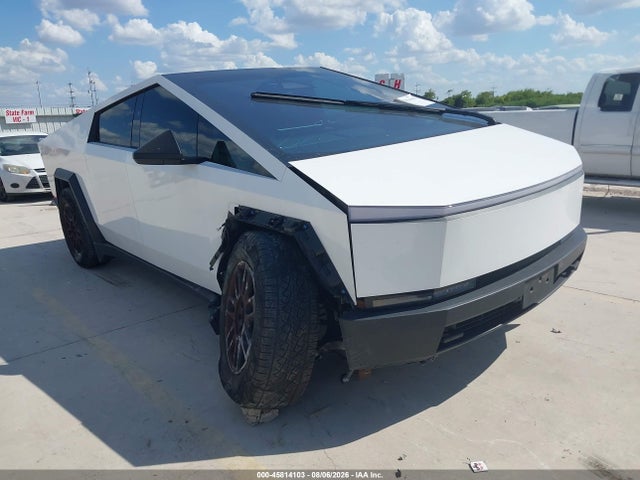 45814103 :رقم المزاد ، 7G2CEHED9RA044421 vin ، 2024 Tesla Cybertruck All-wheel Drive مزاد بيع