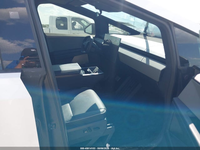 Aukcja sprzedaży 2024 Tesla Cybertruck All-wheel Drive, vin: 7G2CEHED9RA044421, numer aukcji: 45814103