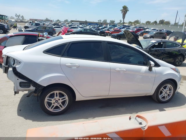 Ford FIESTA SE 2018 3FADP4BJ3JM127257 Image 14