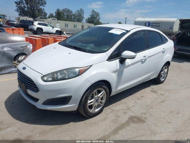 Ford FIESTA SE 2018 3FADP4BJ3JM127257 Image 2