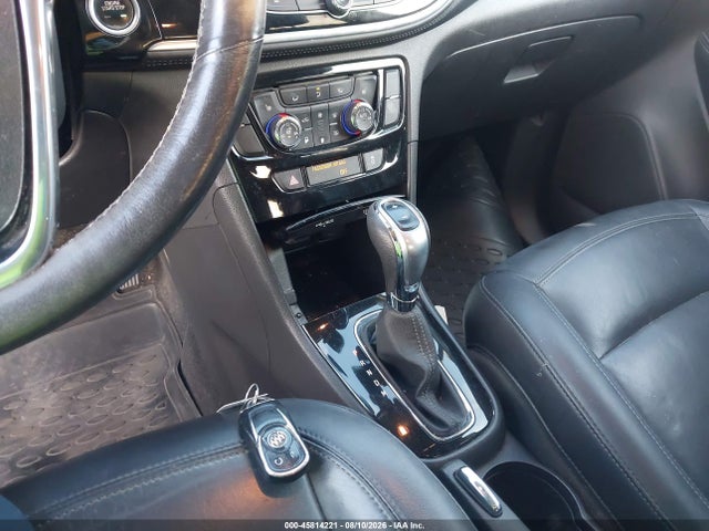 45814221 :رقم المزاد ، KL4CJCSB1JB527460 vin ، 2018 Buick Encore Essence مزاد بيع