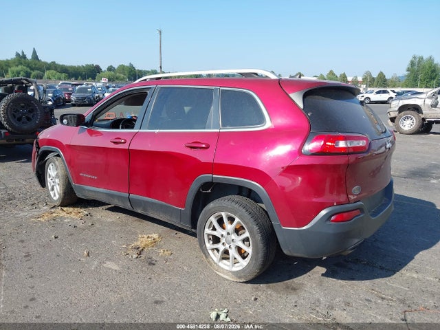 1C4PJLCB9GW195565 Jeep Cherokee Latitude