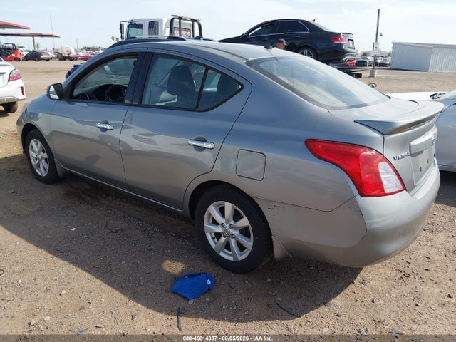 3N1CN7AP2EL805630 Nissan Versa 1.6 Sv