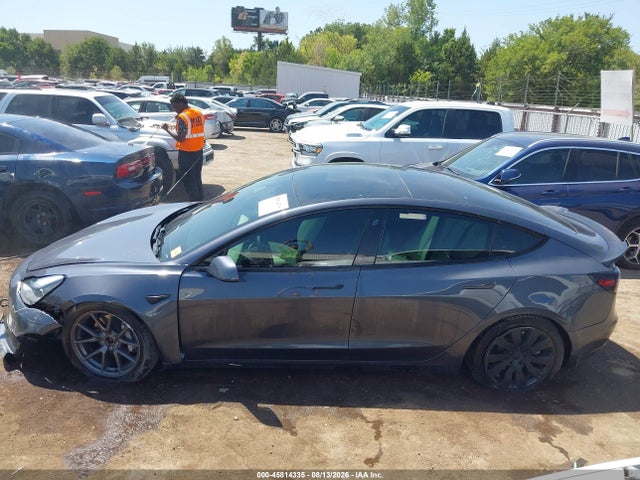 Продажа на аукционе авто 2022 Tesla Model 3 Long Range Dual Motor All-wheel Drive, vin: 5YJ3E1EB3NF127137, номер лота: 45814335