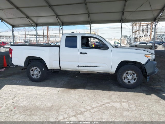 5TFRX5GN2GX062518 Toyota Tacoma Sr