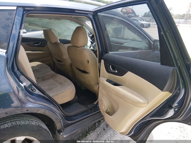 KNMAT2MT6GP707035 Nissan ROGUE SV
