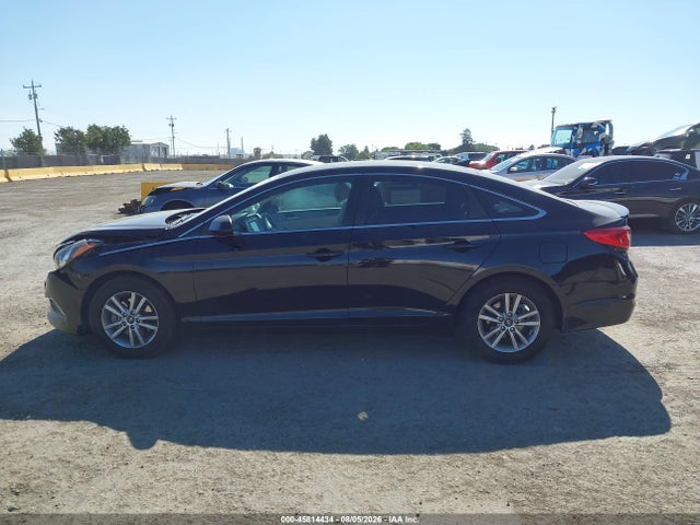 Hyundai SONATA SE 2017 5NPE24AF6HH560310 Image 14