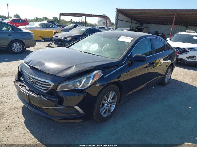 Hyundai SONATA SE 2017 5NPE24AF6HH560310 Image 2