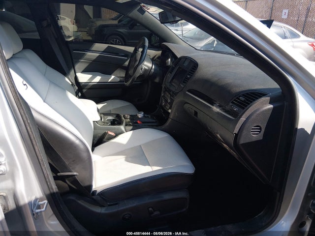 Продаж на аукціоні авто 2019 Chrysler 300 300s Awd, vin: 2C3CCAGGXKH733365, номер лоту: 45814444