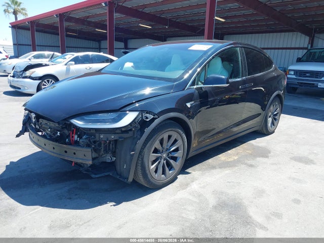 Продажа на аукционе авто 2018 Tesla Model X 100d/75d/p100d, vin: 5YJXCDE20JF103669, номер лота: 45814455