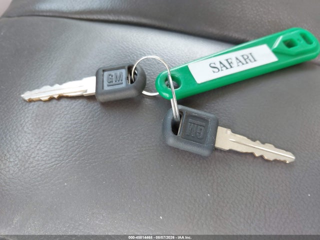 Продажа на аукционе авто 1998 Gmc Safari Standard, vin: 1GTDM19W8WB527588, номер лота: 45814468