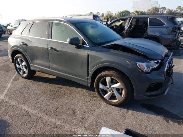 Продажа на аукционе авто 2020 Audi Q3 Premium Plus 45 Tfsi Quattro Tiptronic, vin: WA1BECF33L1006039, номер лота: 45814486