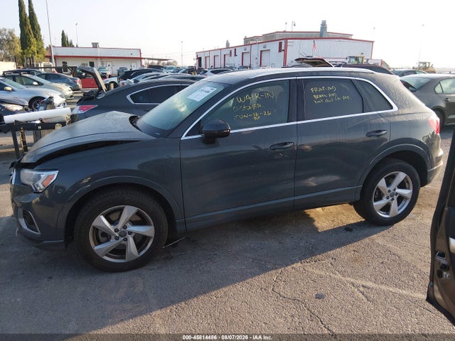 Продажа на аукционе авто 2020 Audi Q3 Premium Plus 45 Tfsi Quattro Tiptronic, vin: WA1BECF33L1006039, номер лота: 45814486