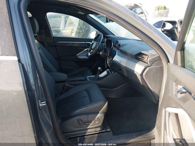 Продажа на аукционе авто 2020 Audi Q3 Premium Plus 45 Tfsi Quattro Tiptronic, vin: WA1BECF33L1006039, номер лота: 45814486