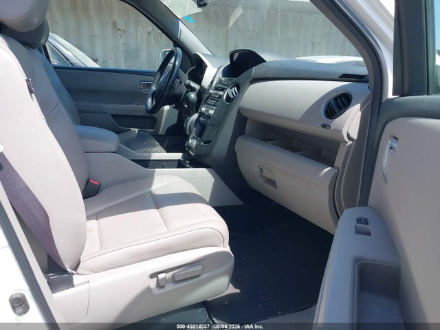 45814537 :رقم المزاد ، 5FNYF3H98DB008523 vin ، 2013 Honda Pilot Touring مزاد بيع