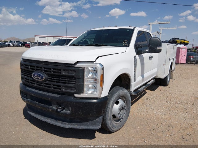 45814543 :رقم المزاد ، 1FD8X3HN6REE68018 vin ، 2024 Ford F-350 Chassis Xl مزاد بيع