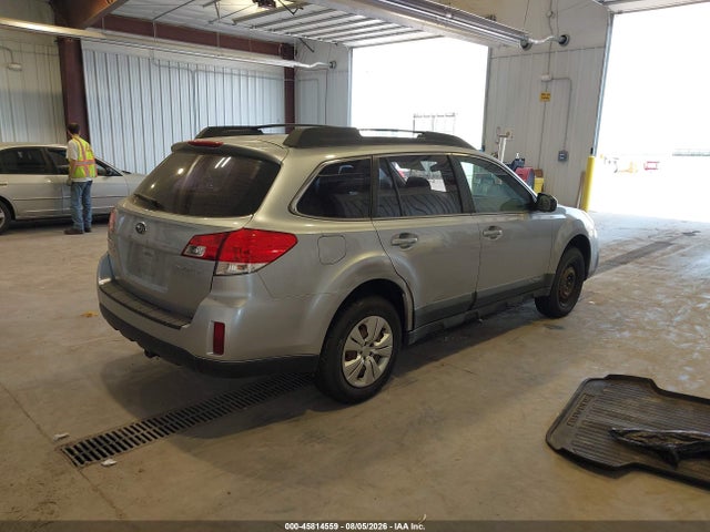 45814559 :رقم المزاد ، 4S4BRCAC4D3211839 vin ، 2013 Subaru Outback 2.5i مزاد بيع